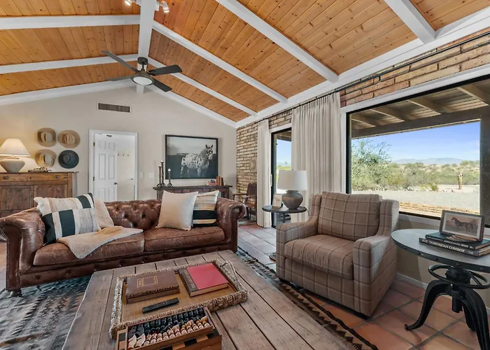 Ranch House Retreat And Horse Friendly * Wickenburg