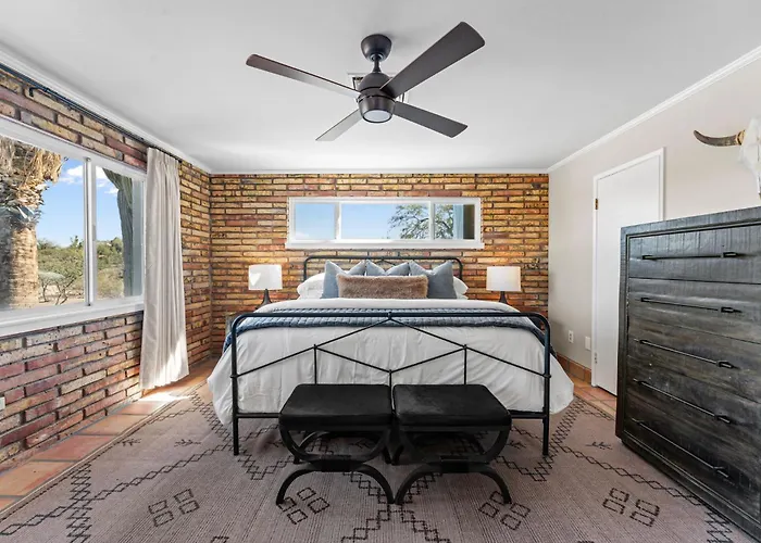 Ranch House Retreat And Horse Friendly * Wickenburg