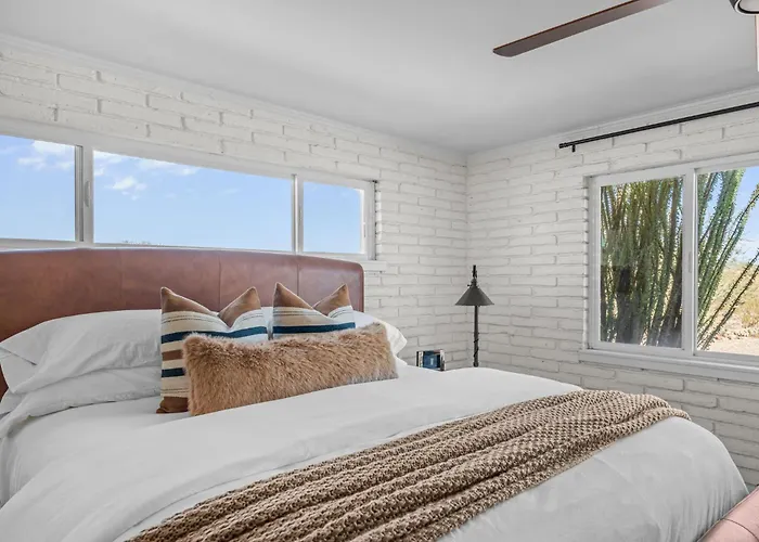 Ranch House Retreat And Horse Friendly Holiday home Wickenburg