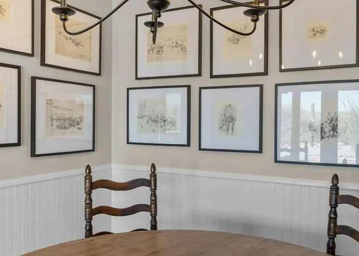 Ranch House Retreat And Horse Friendly Holiday home