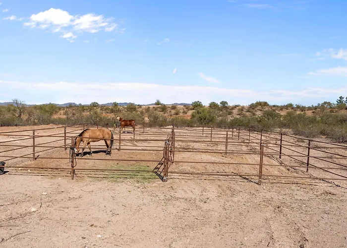 Ranch House Retreat And Horse Friendly