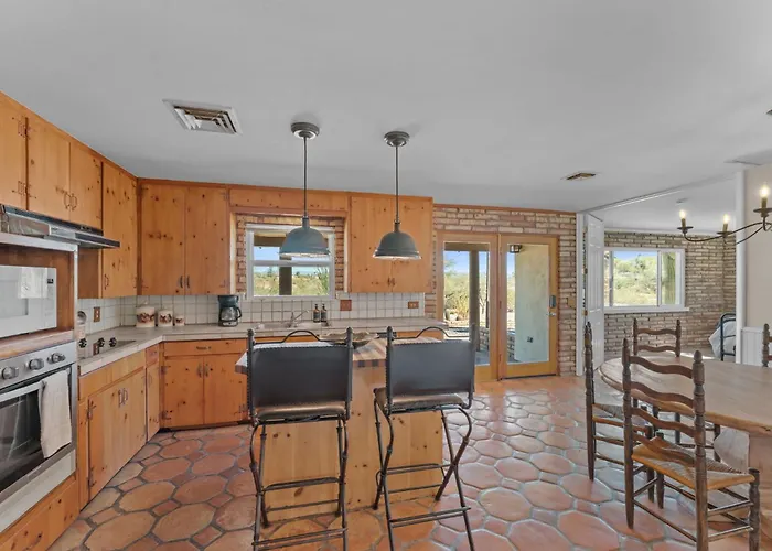 Ranch House Retreat And Horse Friendly