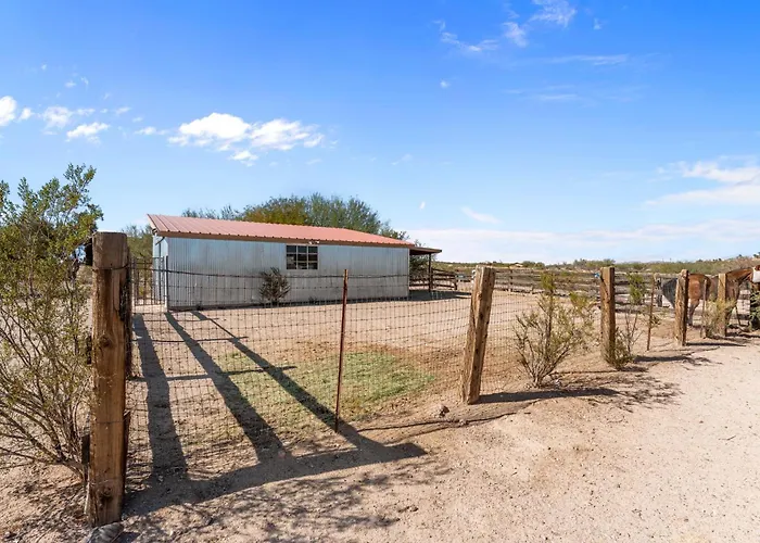 Ranch House Retreat And Horse Friendly Holiday home Wickenburg